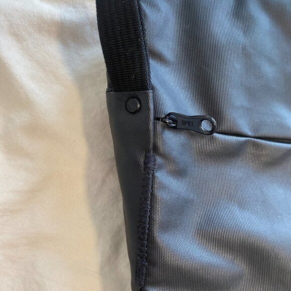 Built City Collection Laptop Sleeve for 13-inch Laptop Black - Picture 6 of 10